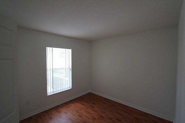 Building Photo - 369 Walpole Loop