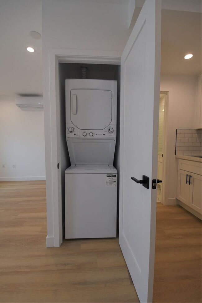 Foto del edificio - 10855 Morrison St