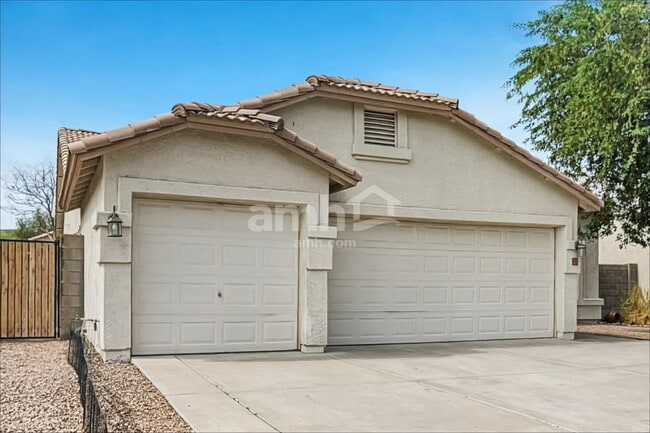 Building Photo - 717 W Beth Dr