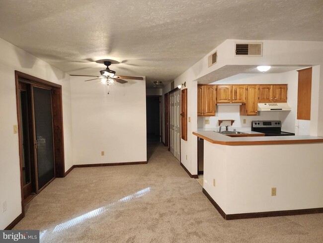 Building Photo - 23309 Sugar Maple Ct