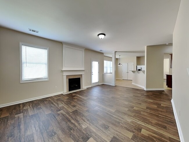 Foto del edificio - 2609 Bluestone Dr SW