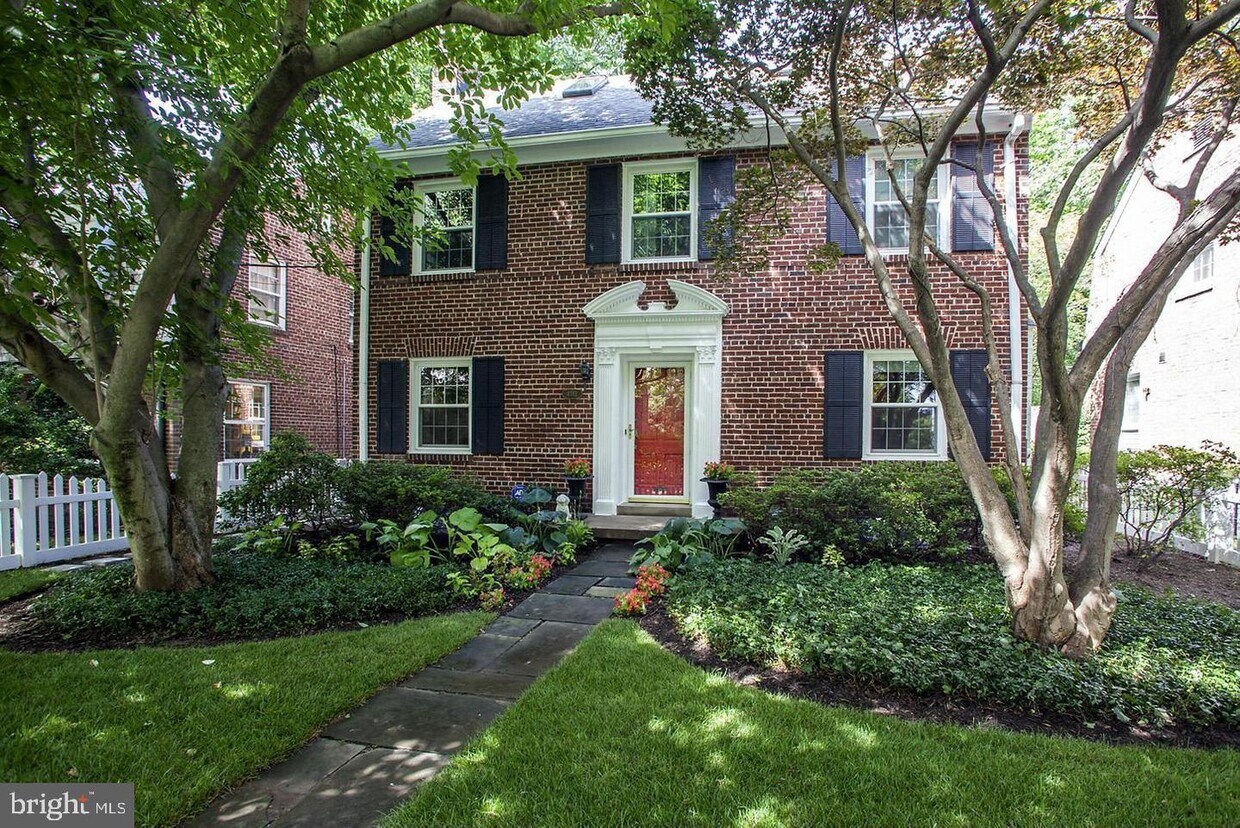 Primary Photo - 4312 Reno Rd NW