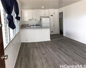 Building Photo - 578 Kamoku St