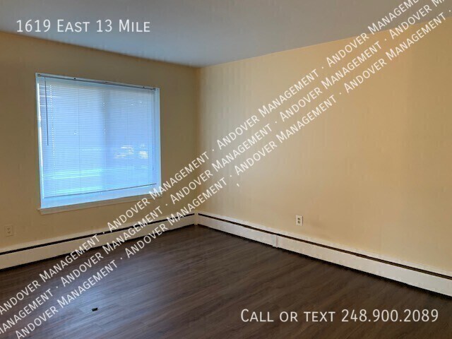 Foto del edificio - 1619 E Thirteen Mile Rd