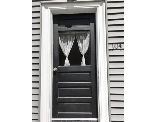 Primary Photo - 104 South St