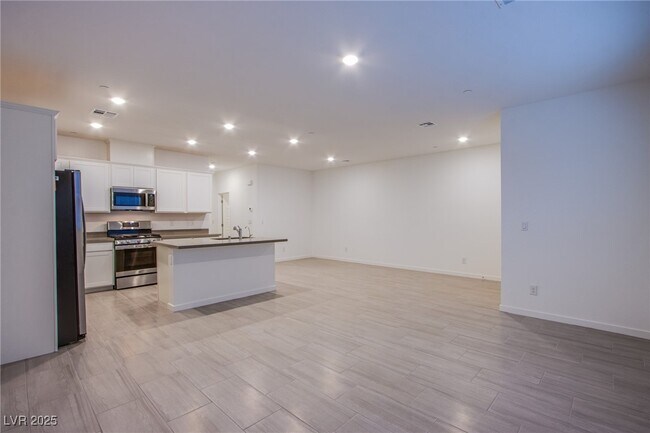 Foto del edificio - 139 Aqua Cmns