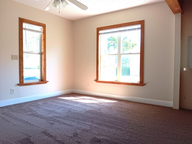 Foto del edificio - 2/1 bungalow in north St Pete