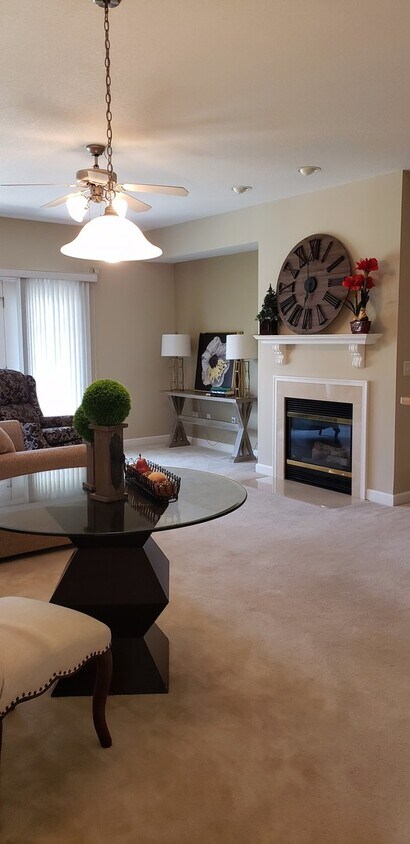Primary Photo - Ground floor 2 bed/2bath in Cobblefield Po...