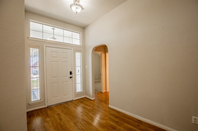Foto del edificio - 21547 Sullivan Forest Dr