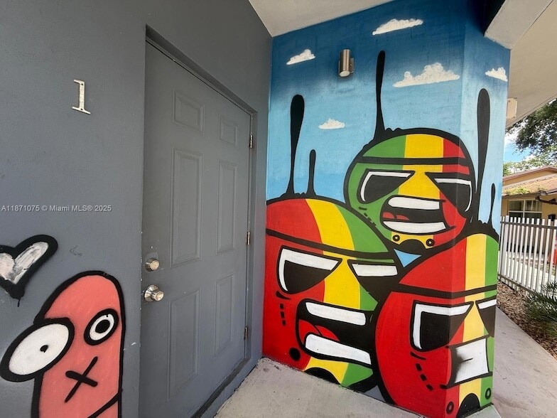 Foto principal - 541 NW 33rd St
