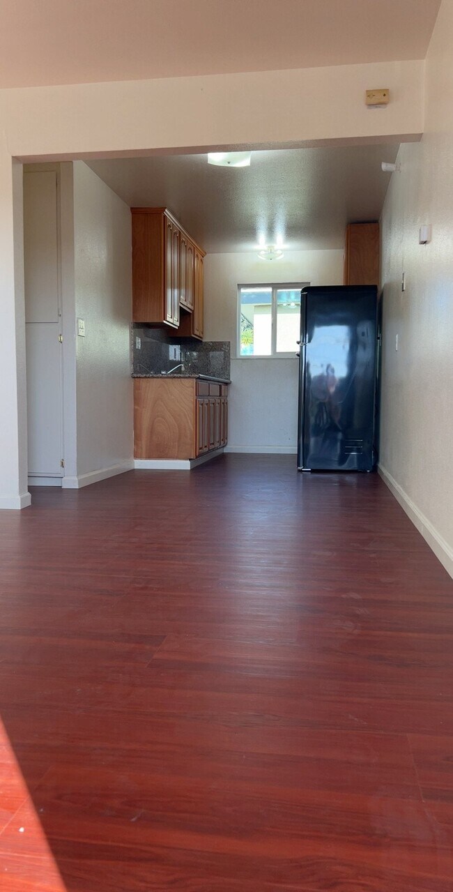Building Photo - 1688 Maubert Ct
