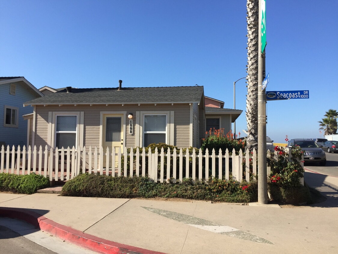 Primary Photo - $2,095 / 1br - 400 sqft - 1 Bed 1 Bath Cot...