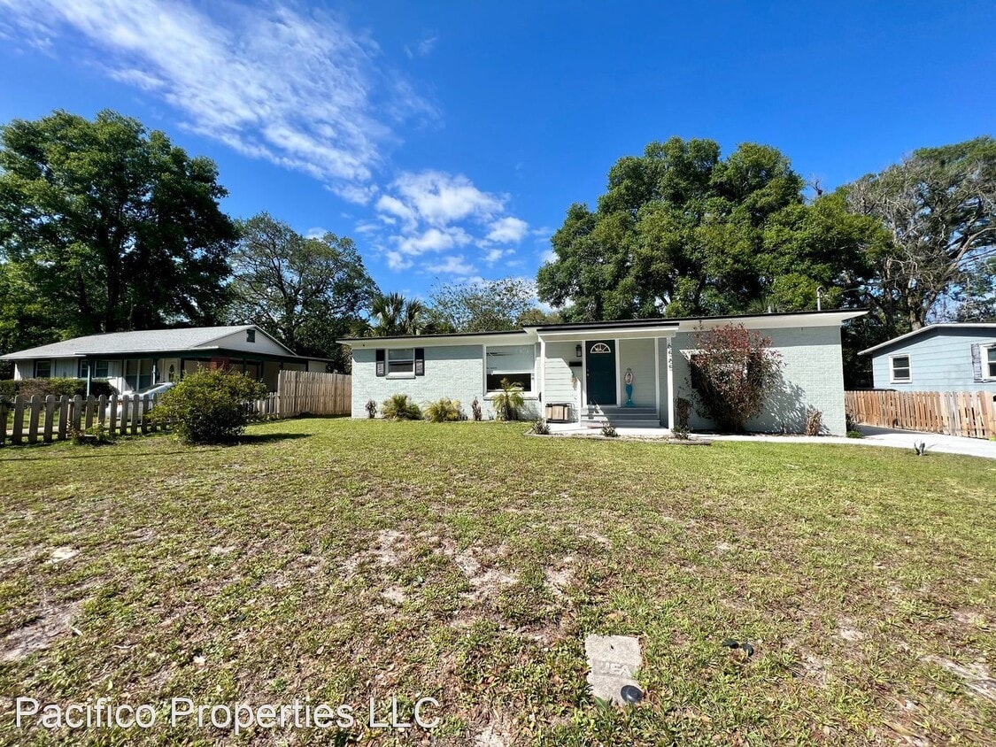 6565 Brandemere Rd S, Jacksonville, FL 32211 House Rental in