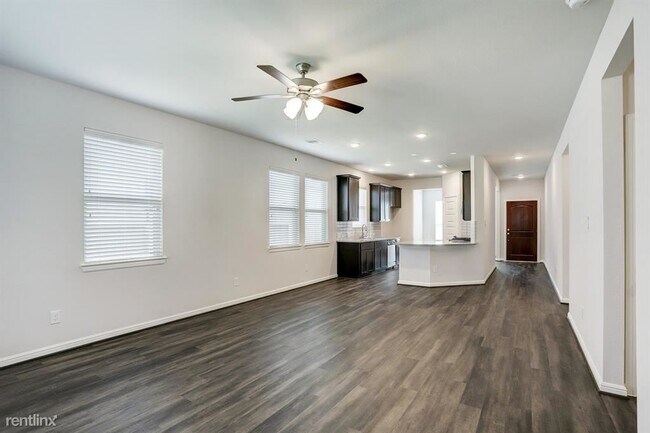 Building Photo - 3 br, 2 bath House - 8106 Cliffside Terrac...