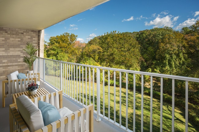 Spacious Balcony - The Metropolitan of Baltimore