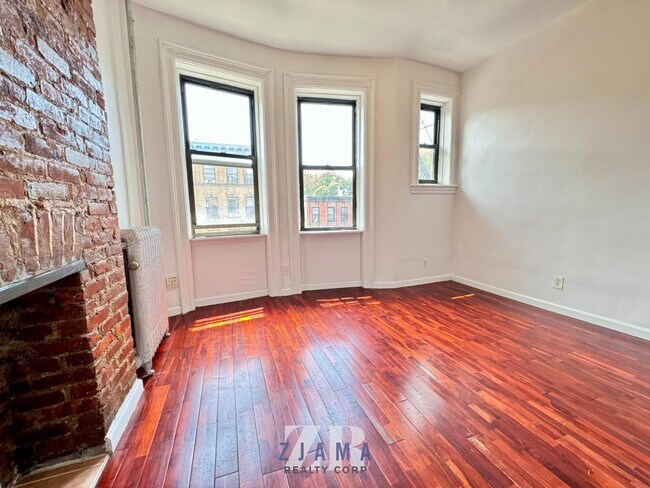 Building Photo - 647 Prospect Pl
