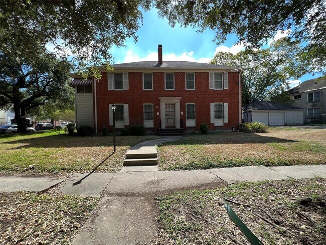 Foto del edificio - 4905 Jackson St