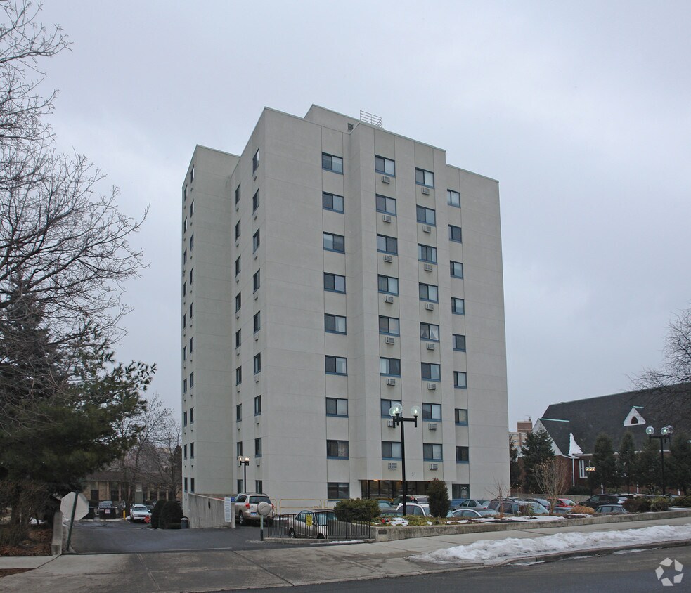 Primary Photo - 51 Schuyler Ave