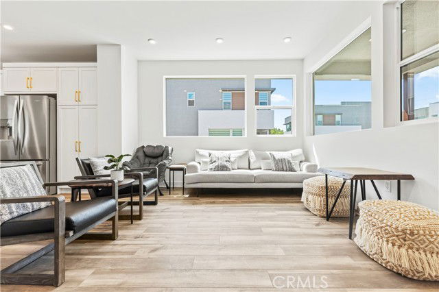 Foto del edificio - 609 S Lyon St