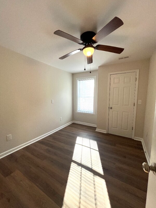 Foto del edificio - 711 S Jackson St