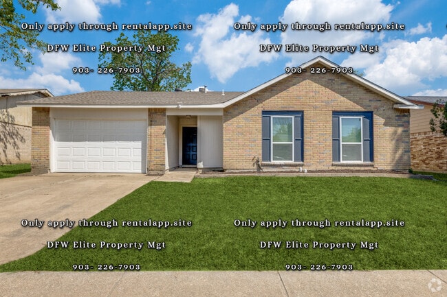 Building Photo - 1417 Kitty Hawk Dr