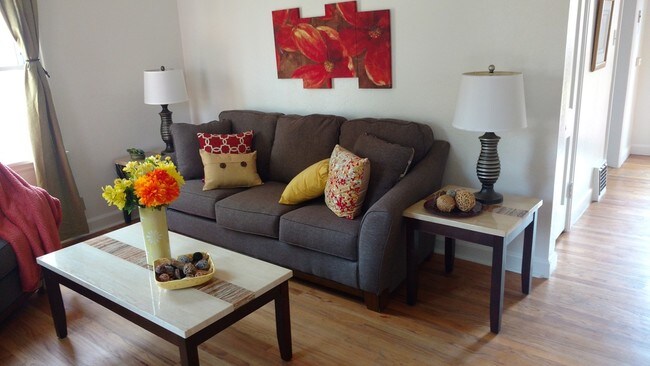 Photo - 2317 S Downing St House