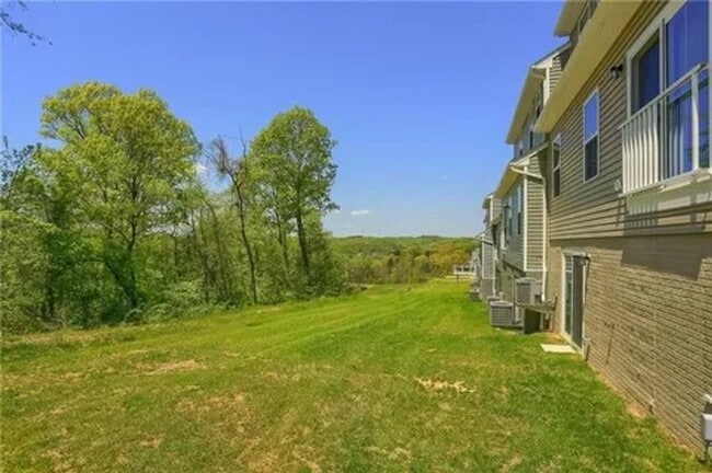Building Photo - McConnell Trails 3 Bedroom, 2.5 Bathroom T...