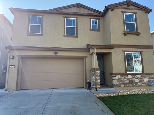 Beautiful home in Northlake! - Beautiful home in Northlake!