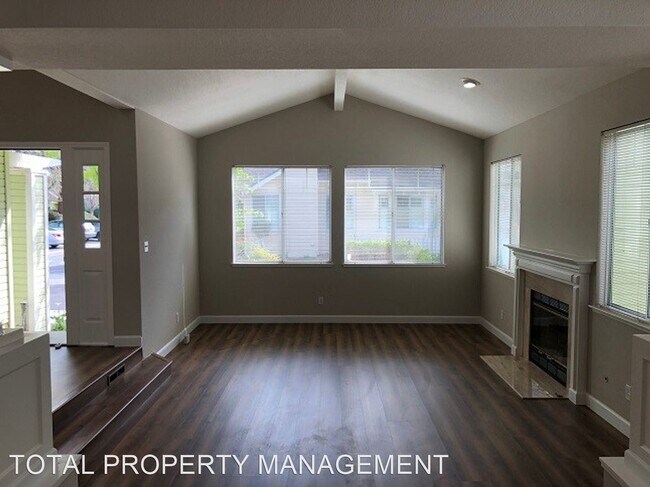 Building Photo - 3 br, 2.5 bath House - 894 WINDMILL PARK LANE