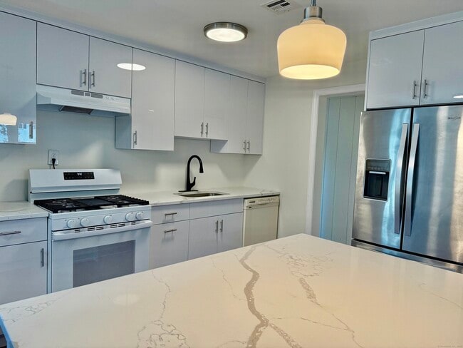 Foto del edificio - 194 Courtland Ave