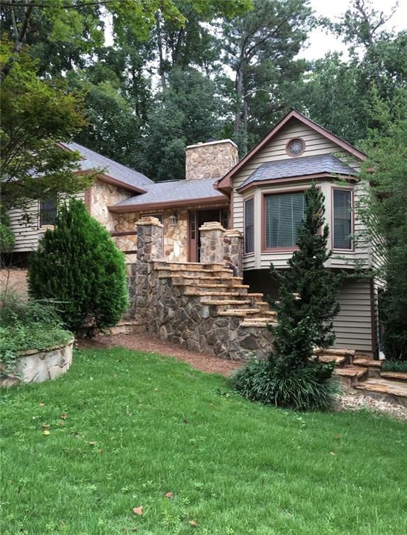 Building Photo - 2189 Chartwell Dr
