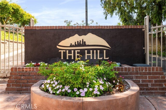 Foto del edificio - 54 Hilltop Cir