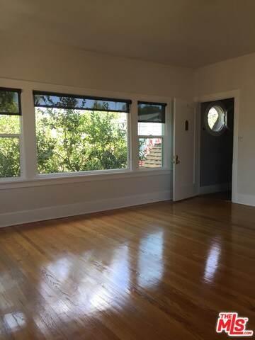 Building Photo - 1401 Lucile Ave