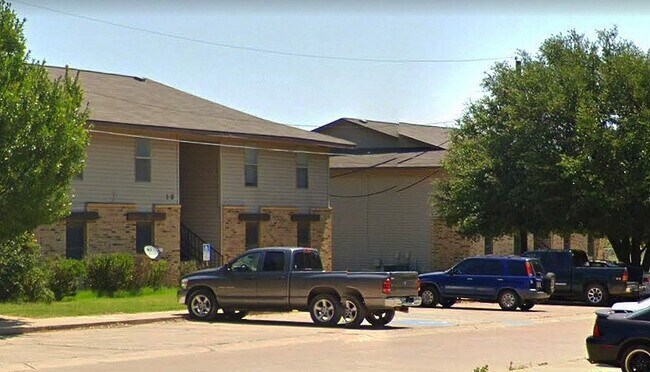 Building Photo - 2330 N. Hwy. 208-#2330