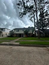 Building Photo - 12506 Mooremeadow Ln