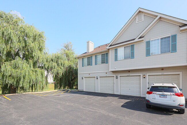 Foto del edificio - 607 Fox Ridge Dr