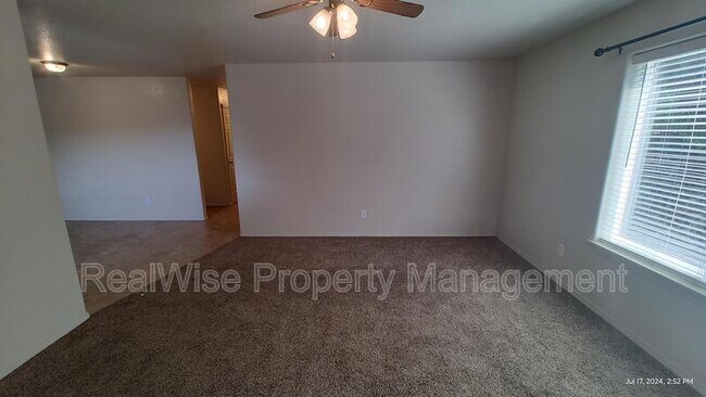 Building Photo - 177 Barron Ct