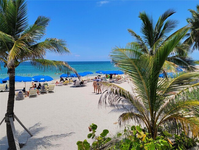 Building Photo - 2030 S Ocean Dr