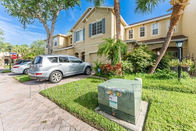 Building Photo - 9208 River Rock Ln