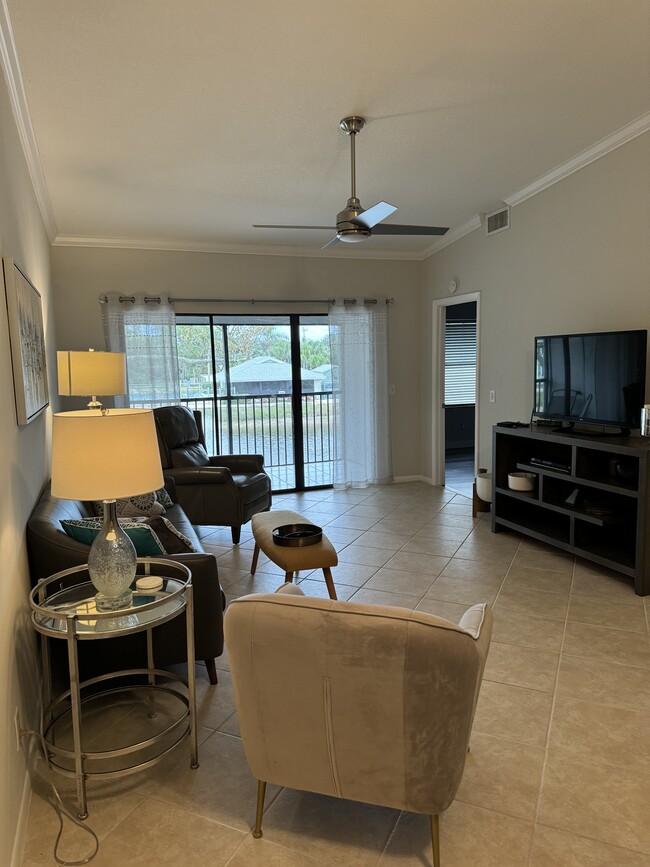 Foto del edificio - 1001 Sabal Ridge Cir