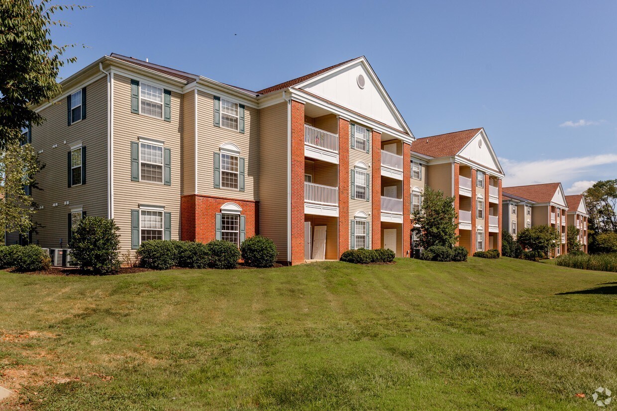 Westbury Farms Apartments 2620 New Salem Hwy Murfreesboro, TN