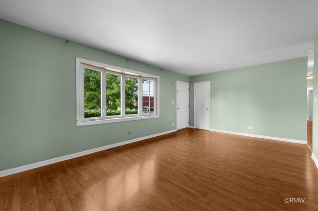 Building Photo - 111 E Magnolia St