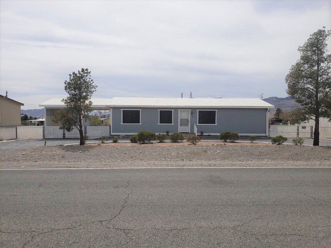 Primary Photo - 5400 Black Rock Ave
