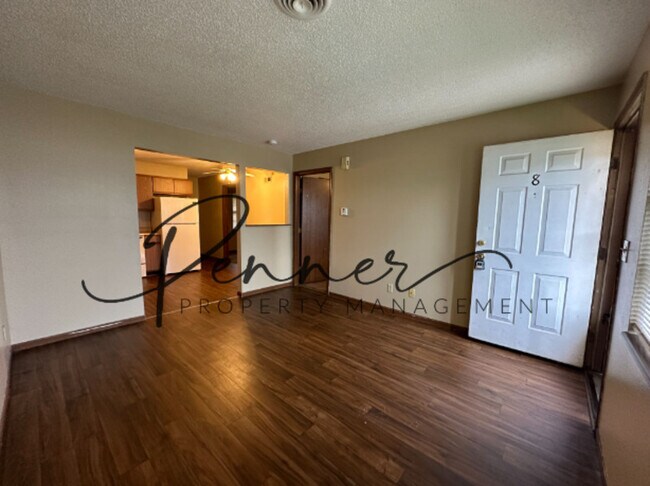 Foto del edificio - 101-8 SW 7TH ST