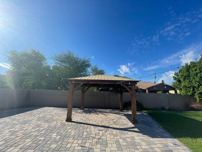 Building Photo - 7601 W Berridge Ln