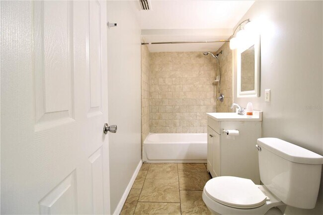 Foto del edificio - 401 S Holly Ave