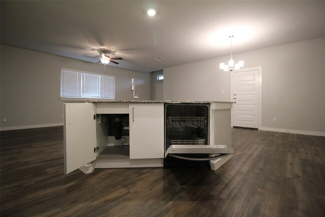 Foto del edificio - 25504 Starling Ln