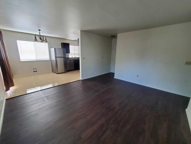 Foto del edificio - Quartz Ave 3plex/Ariserem-014