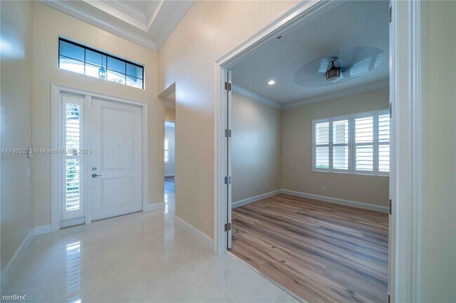 Building Photo - 3 br, 3 bath House - 16818 Bridge Crossing...