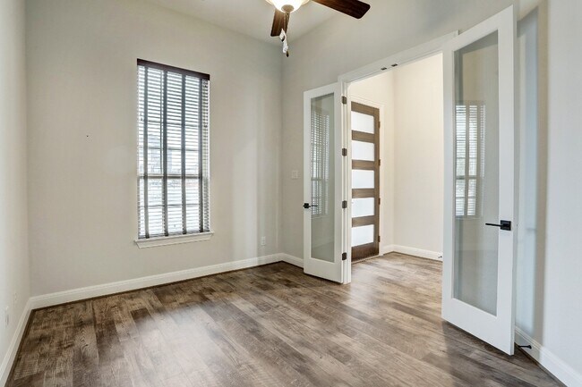 Foto del edificio - 2017 Hawkes Cove